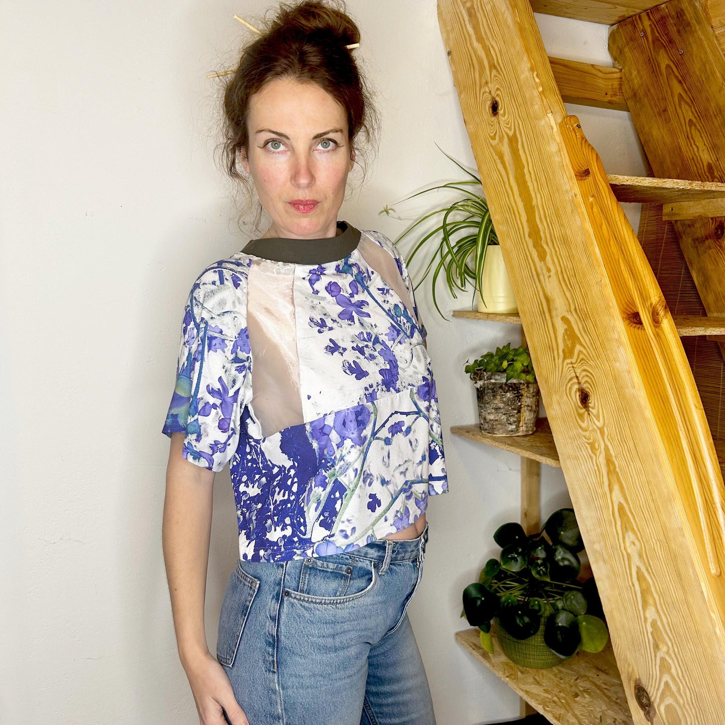 Crop T-Shirt Lila White Fractal Print