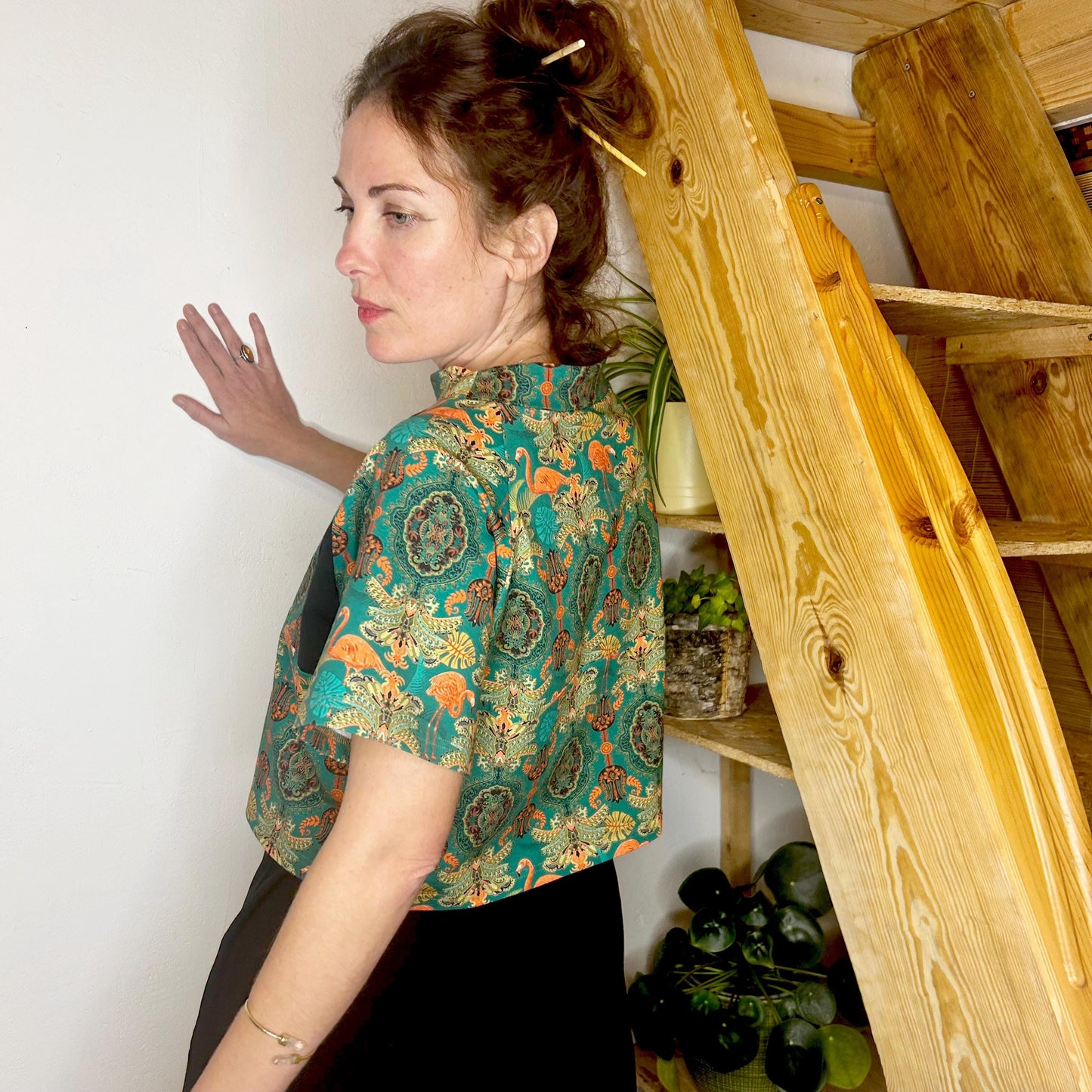 Cropped T-Shirt Flamingo Green Ornament